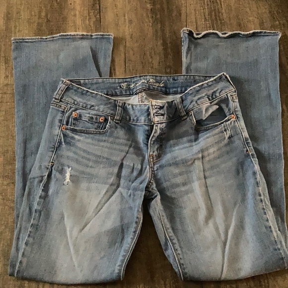 Ladies American eagle Jeans - Picture 2 of 8